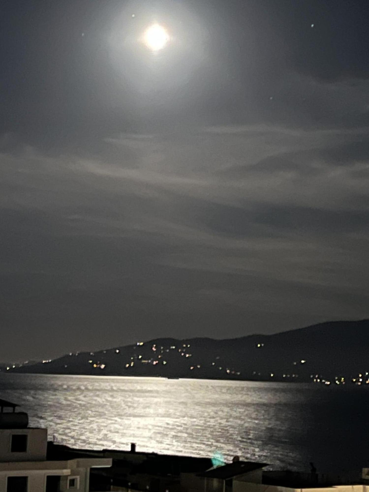 Bluemoon Suites Sarandë Exterior foto